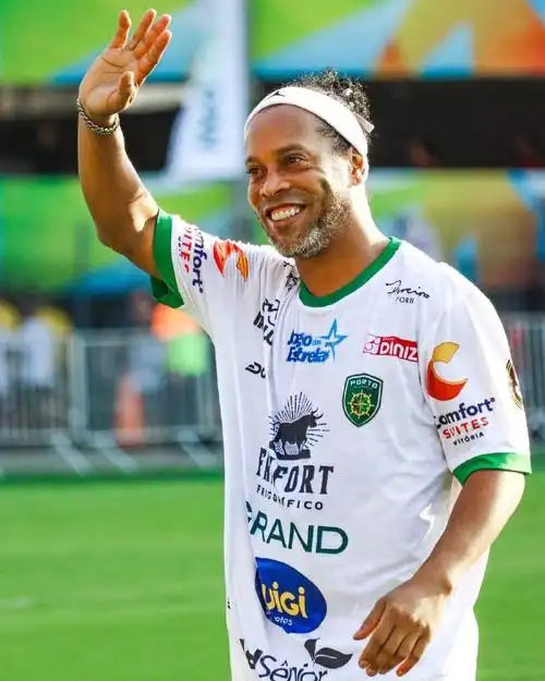 臂展和柔和 臂展和柔和